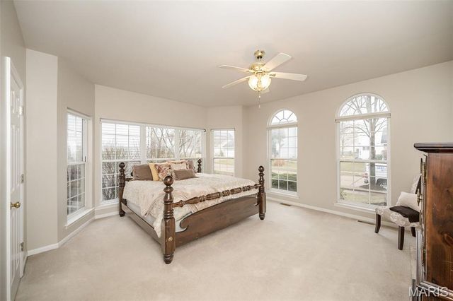 16346 Copperwood Lane, Wildwood, MO 63040