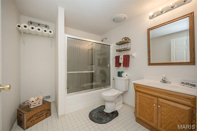 16346 Copperwood Lane, Wildwood, MO 63040