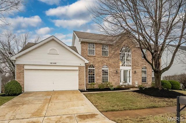 16346 Copperwood Lane, Wildwood, MO 63040