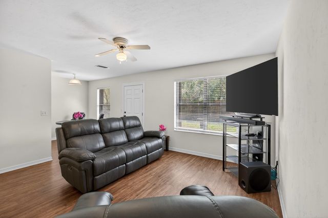 355 Biscayne Ave, St Augustine, FL 32080