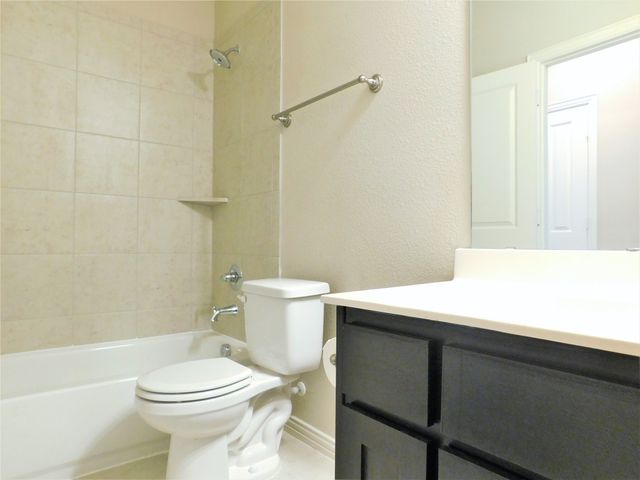 3325 Solana Circle, Denton, TX 76207
