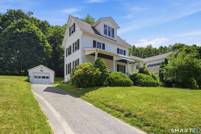 41 Jefferson Avenue, Danbury, CT 06810