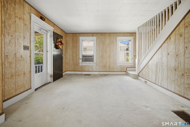 41 Jefferson Avenue, Danbury, CT 06810