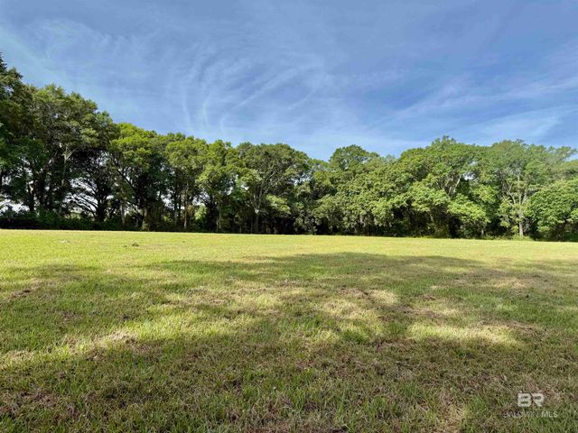 19160 County Road 68, Robertsdale, AL 36567
