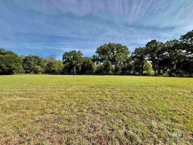 19160 County Road 68, Robertsdale, AL 36567