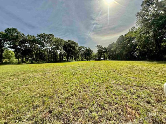 19160 County Road 68, Robertsdale, AL 36567