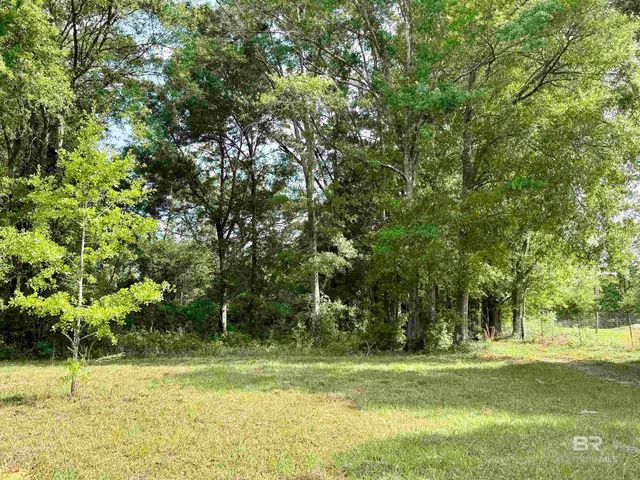 19160 County Road 68, Robertsdale, AL 36567