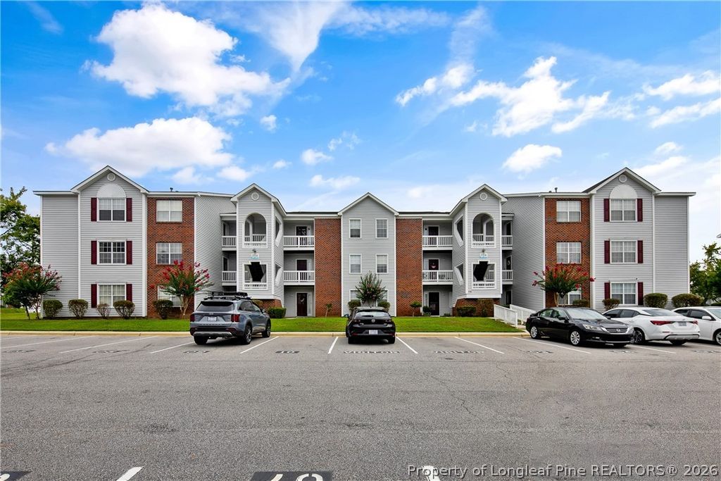 224 Waterdown Drive 11, Fayetteville, NC 28314 — exterior