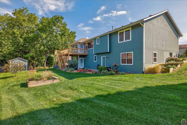 4042 NW Cherry Creek DR, Topeka, KS 66618