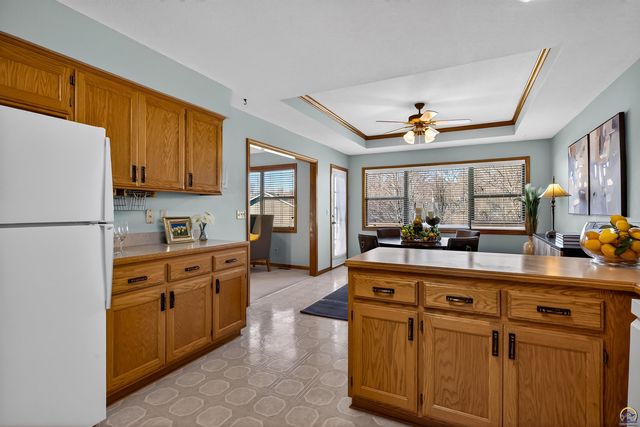 4042 NW Cherry Creek DR, Topeka, KS 66618