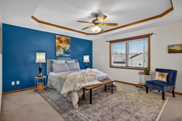 4042 NW Cherry Creek DR, Topeka, KS 66618