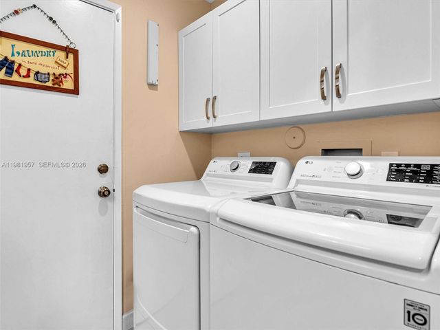 8111 Songbird Ter B, Boca Raton, FL 33496