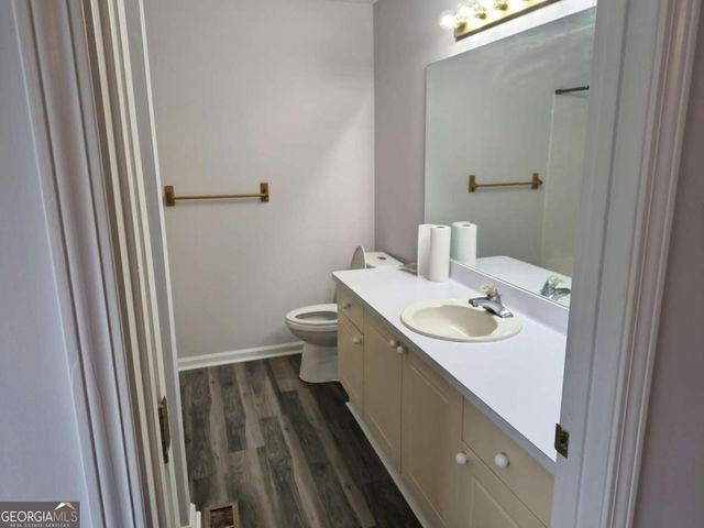 8579 Foxridge Drive, Winston, GA 30187