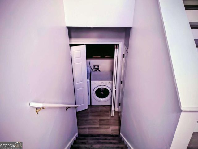 8579 Foxridge Drive, Winston, GA 30187