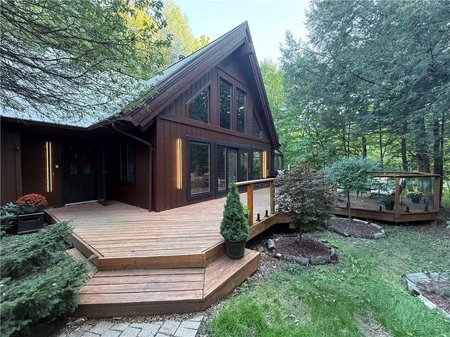 33 Woodstock Road, Concord, NY 14069