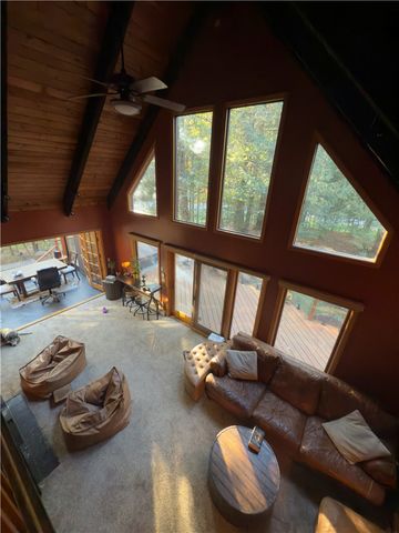 33 Woodstock Road, Concord, NY 14069