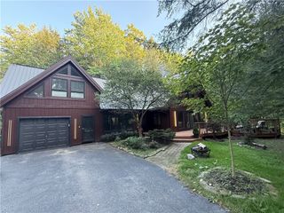 33 Woodstock Road, Concord, NY 14069