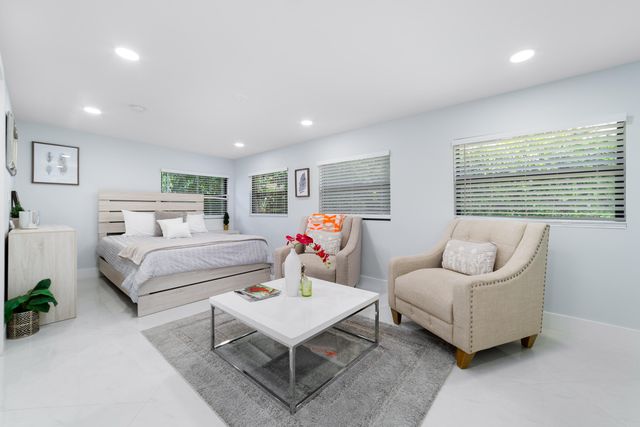 324 Bamboo Road, Palm Beach Shores, FL 33404