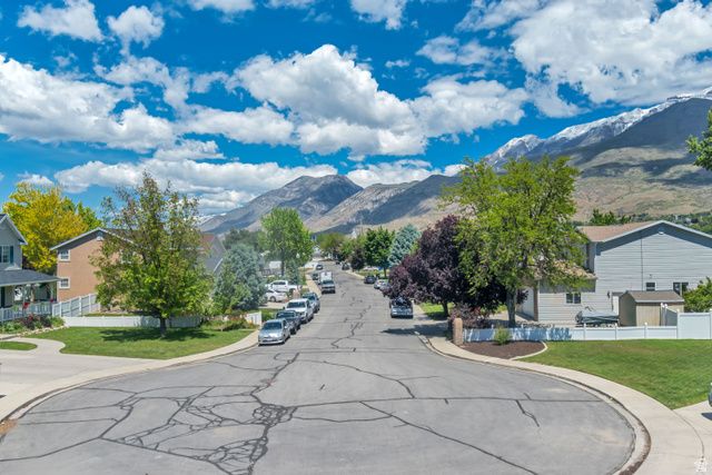 1230 N FARM LANE CIR, Orem, UT 84057
