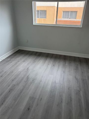 14909 SW 80th St 216, Miami, FL 33193