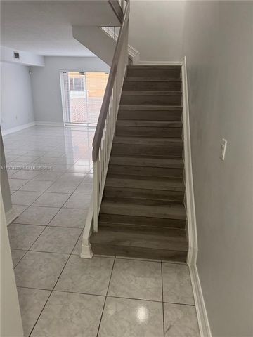 14909 SW 80th St 216, Miami, FL 33193