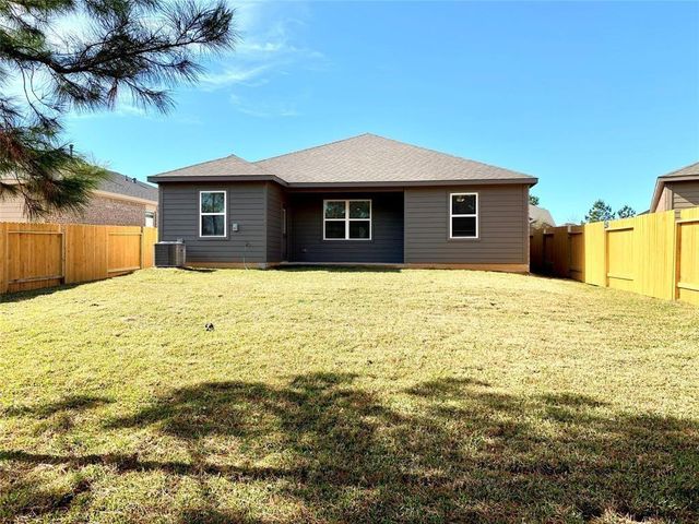 8881 Oval Glass Street, Conroe, TX 77304