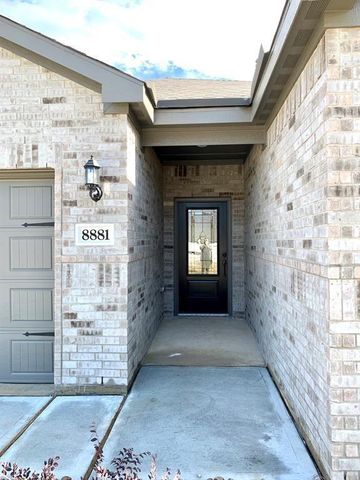 8881 Oval Glass Street, Conroe, TX 77304