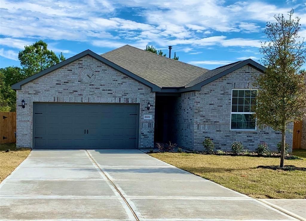 8881 Oval Glass Street, Conroe, TX 77304