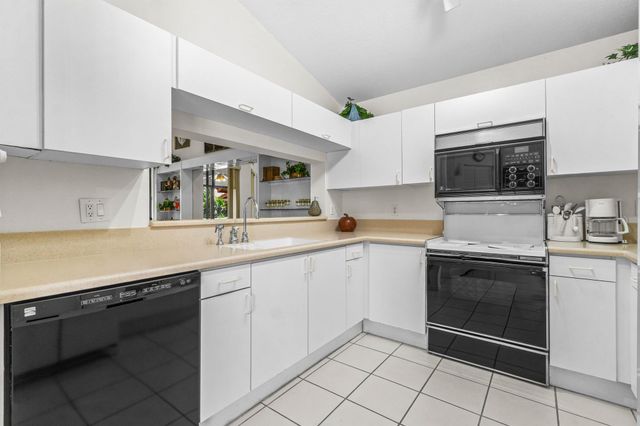 7401 Hearth Stone Avenue, Boynton Beach, FL 33472