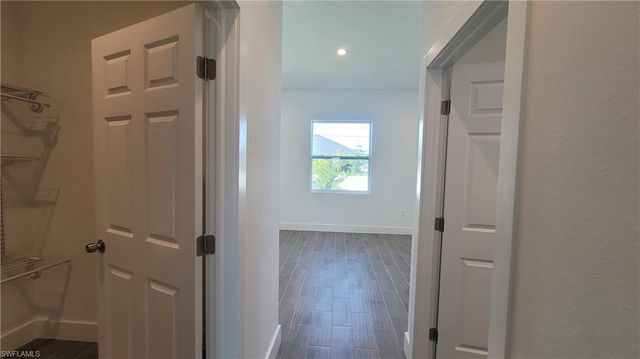 424 SW 28th AVE, Cape Coral, FL 33991