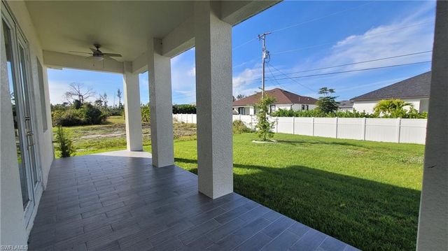 424 SW 28th AVE, Cape Coral, FL 33991