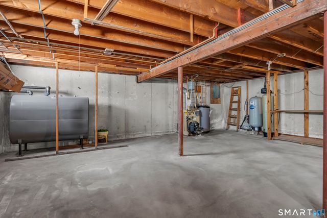 849 Hoop Pole Road, Guilford, CT 06437