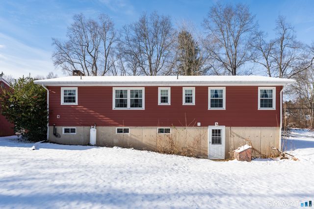 849 Hoop Pole Road, Guilford, CT 06437