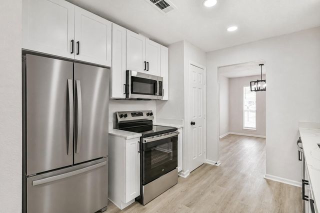 4427 Saffron Lane, Friendswood, TX 77546