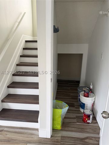12694 NW 8th Trl, Miami, FL 33182