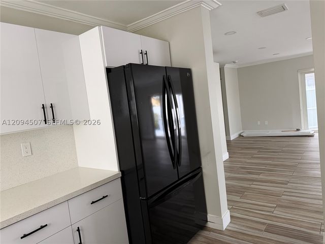 12694 NW 8th Trl, Miami, FL 33182