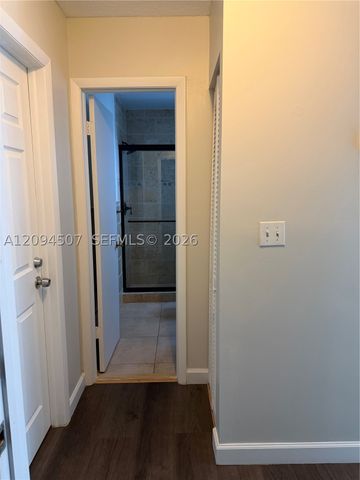 12694 NW 8th Trl, Miami, FL 33182