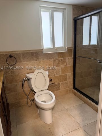 12694 NW 8th Trl, Miami, FL 33182