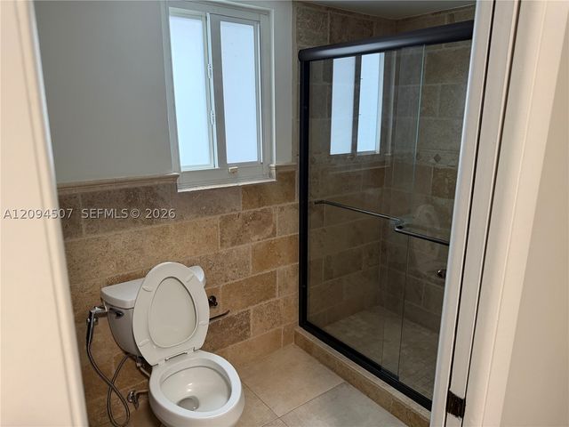 12694 NW 8th Trl, Miami, FL 33182