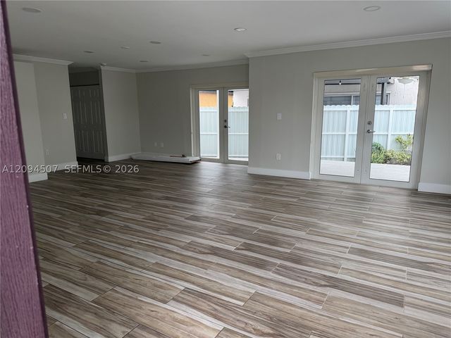 12694 NW 8th Trl, Miami, FL 33182