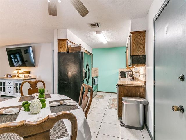 20071 Timberidge Road, Harrah, OK 73045
