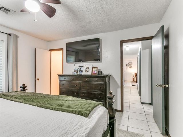20071 Timberidge Road, Harrah, OK 73045