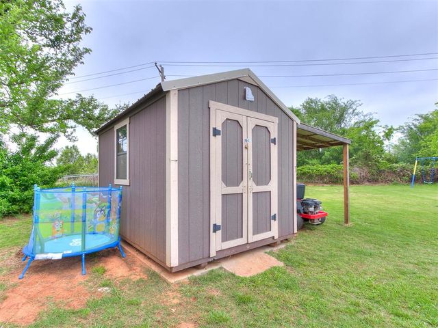 20071 Timberidge Road, Harrah, OK 73045