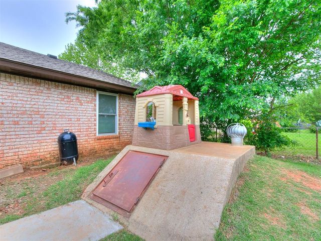 20071 Timberidge Road, Harrah, OK 73045