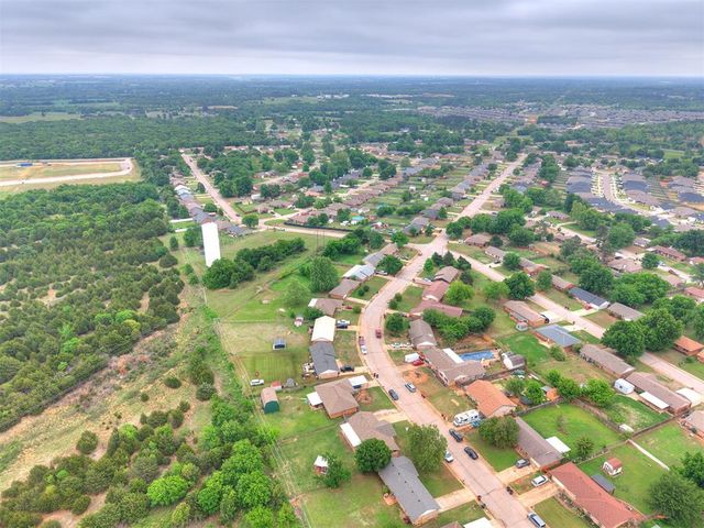 20071 Timberidge Road, Harrah, OK 73045