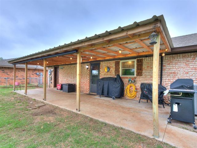 20071 Timberidge Road, Harrah, OK 73045