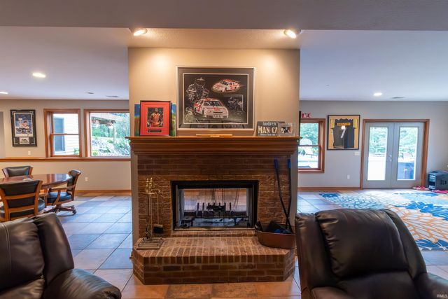 6010 N 530 West, Huntington, IN 46750