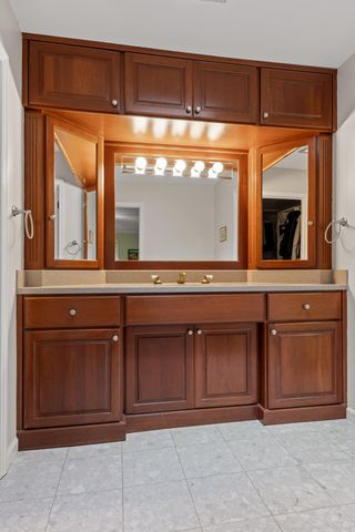 64 Whispering Pines Drive, Signal Mountain, TN 37377