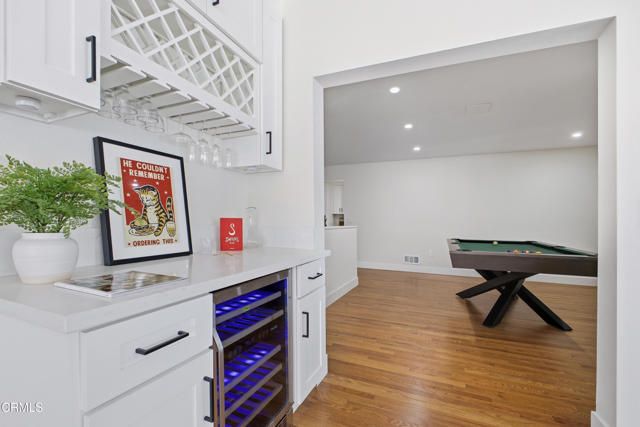 380 S Parkwood Avenue, Pasadena, CA 91107