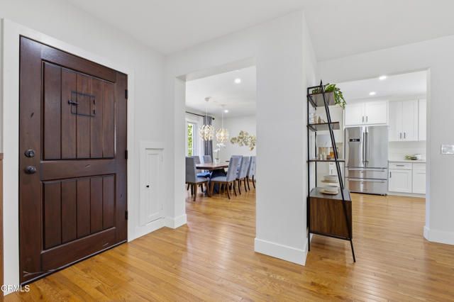 380 S Parkwood Avenue, Pasadena, CA 91107